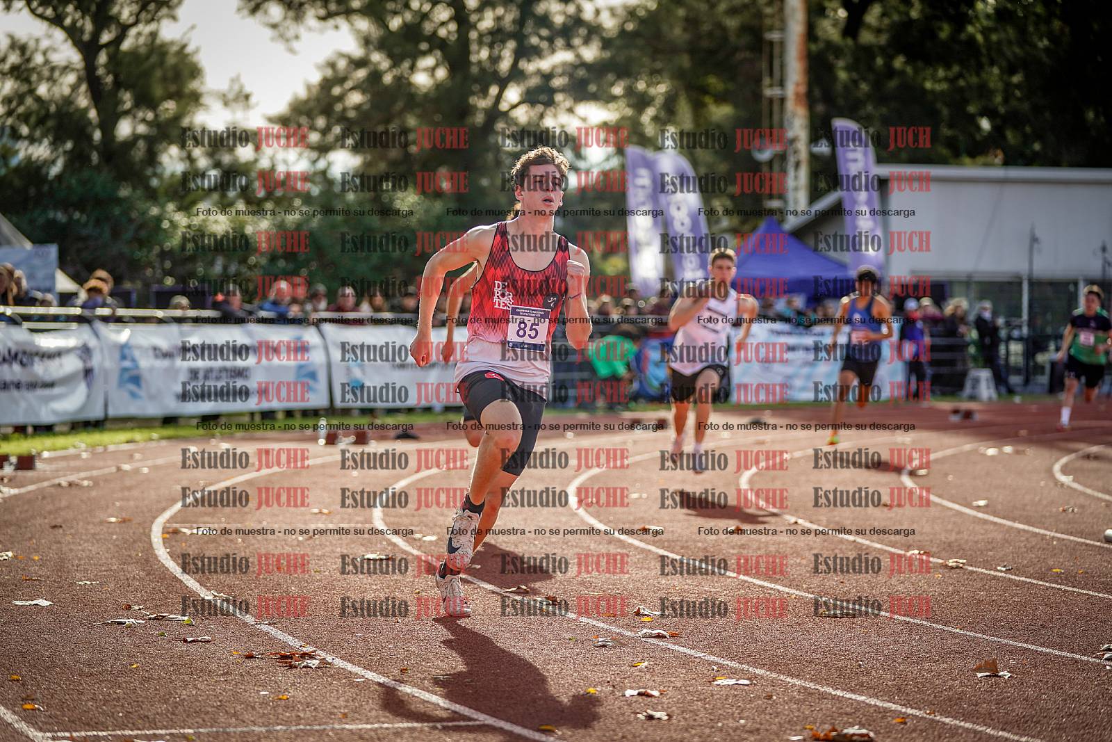 Fotos de los 400 m con vallas de varones