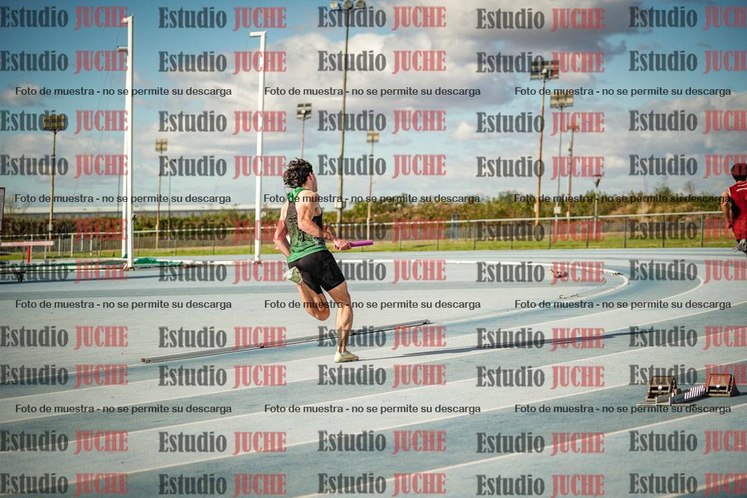 Fotos de las postas 4x400 m llanos de varones