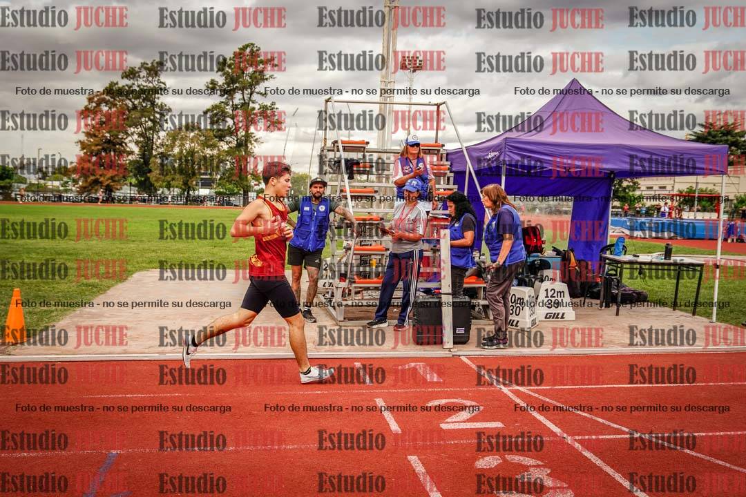 Fotos de los 800 m de varones