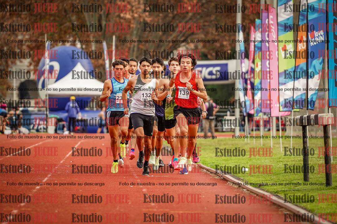 Fotos de los 1500 m llanos de varones