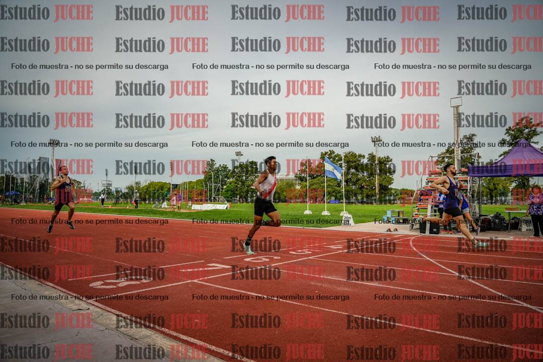 Fotos de los 400 m llanos de varones