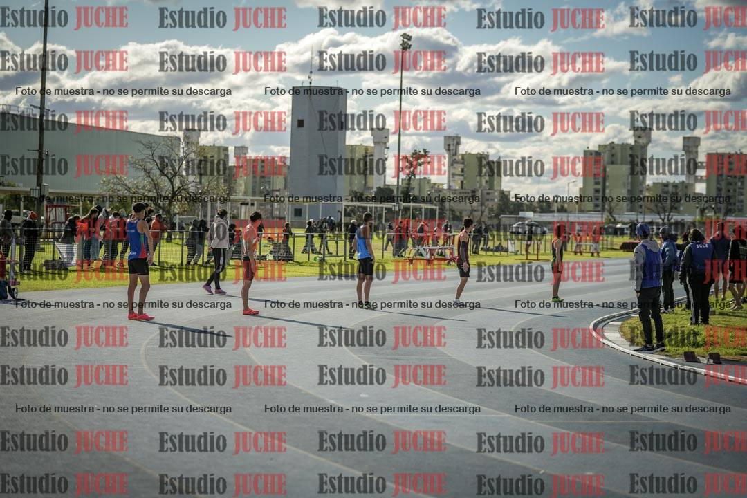 Fotos de las postas 4x400 m llanos de varones