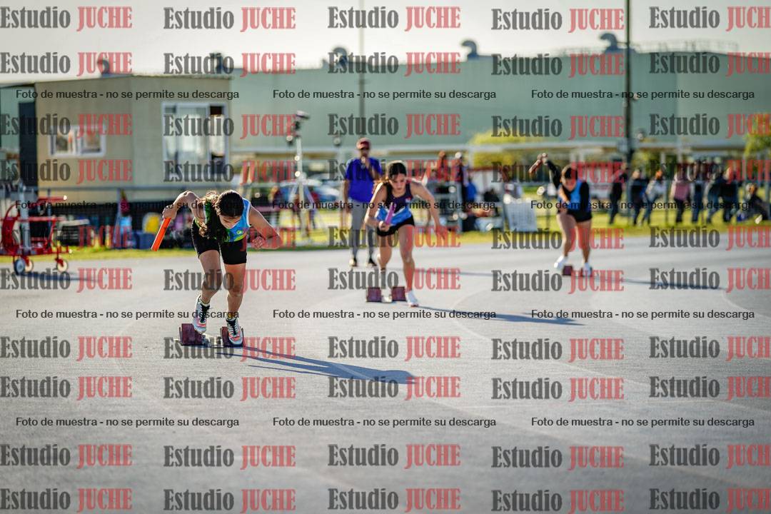 Fotos de las postas 4x100 m llanos de mujeres