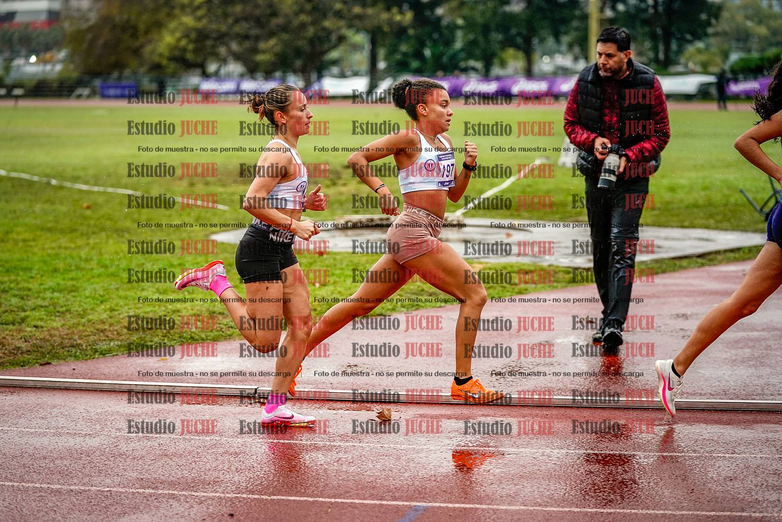 Fotos de los 1500 m llanos de mujeres