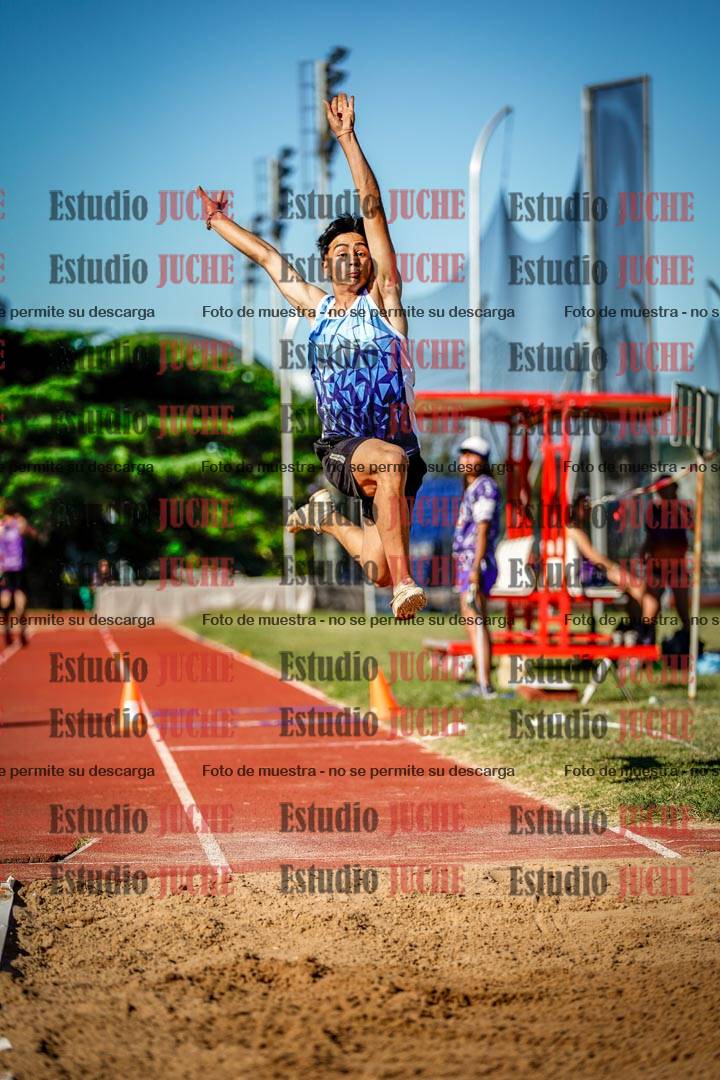 Fotos del salto triple de mujeres y varones - tablas de 8 - 11 - 13