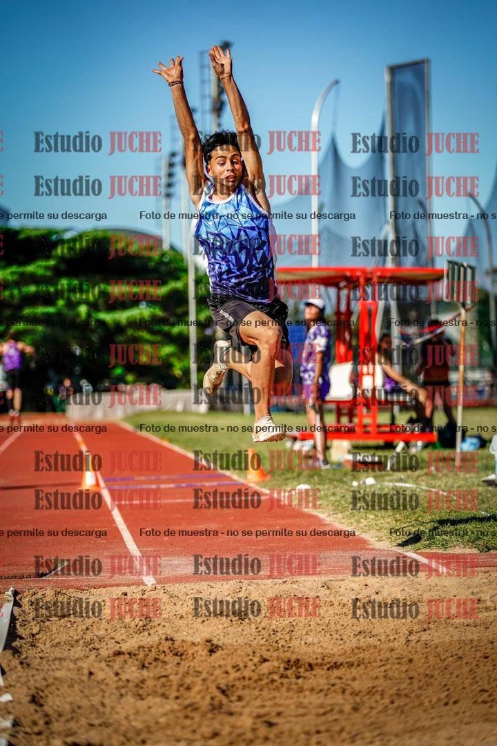 Fotos del salto triple de mujeres y varones - tablas de 8 - 11 - 13