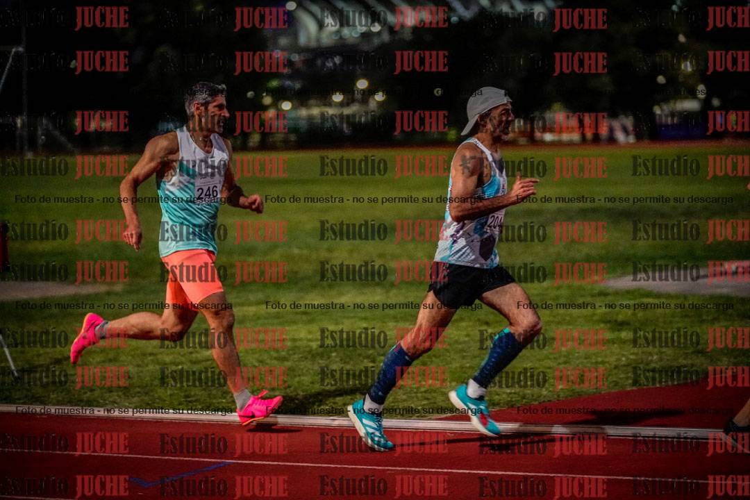 Fotos de los 1500 m llanos de varones