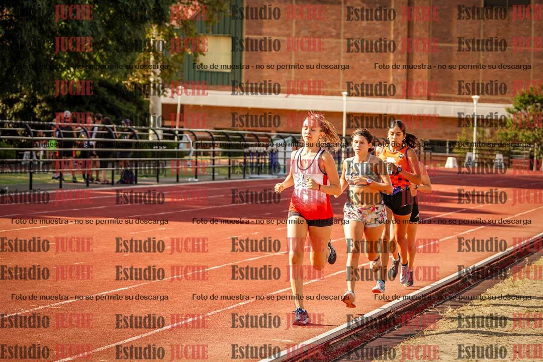Fotos de los 3000 m llanos de mujeres - U20