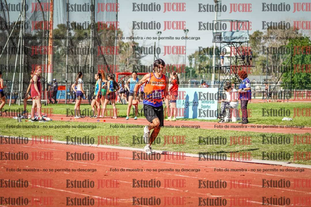 Fotos de los 600 m llanos de varones