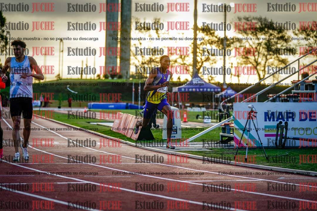 Fotos de los relevos 4x400 m de varones