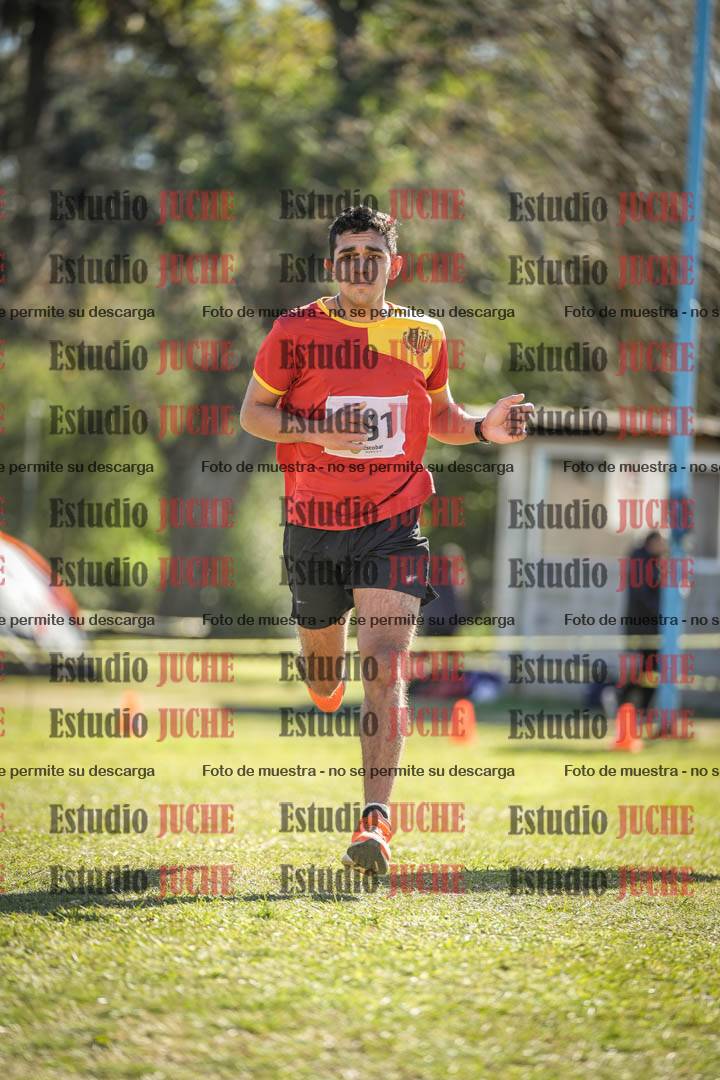 Fotos de la llegada del cross de 8000 m
