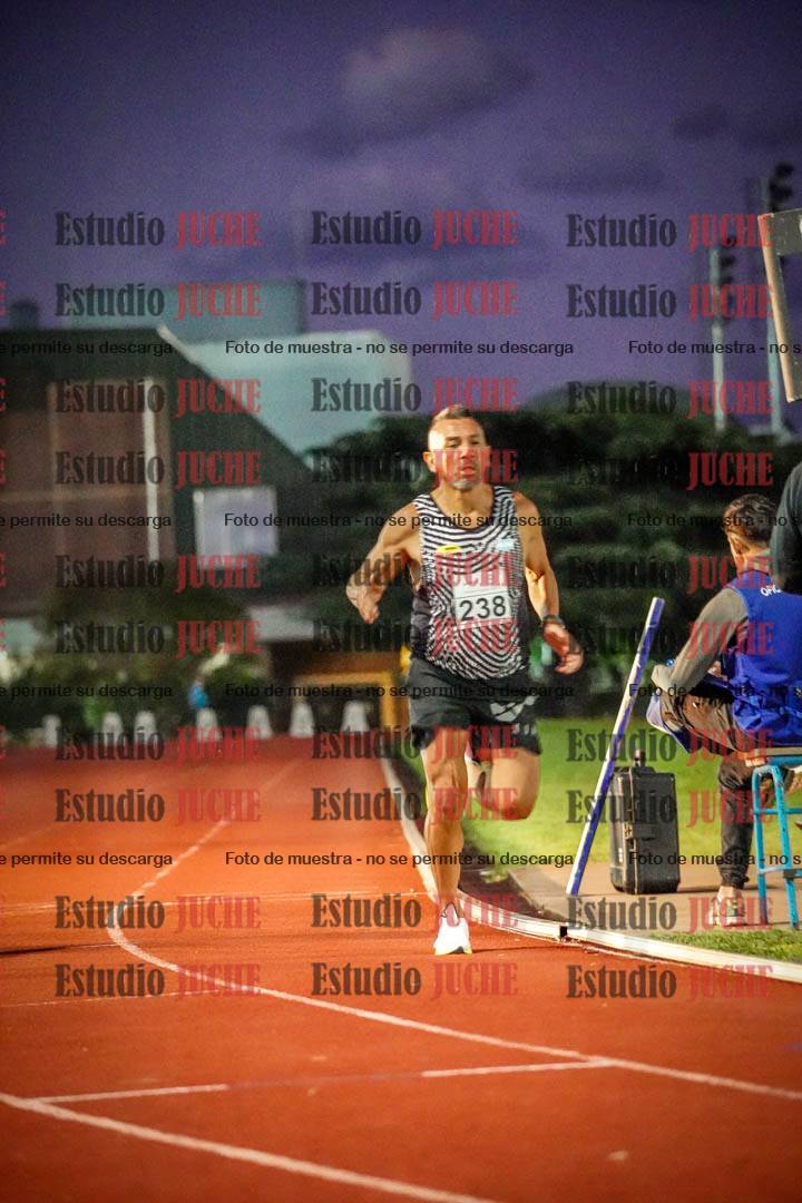 Fotos de los 1500 m llanos de varones