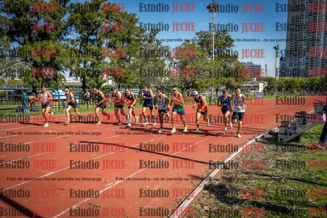 Fotos de los 5000 m llanos de mujeres y varones