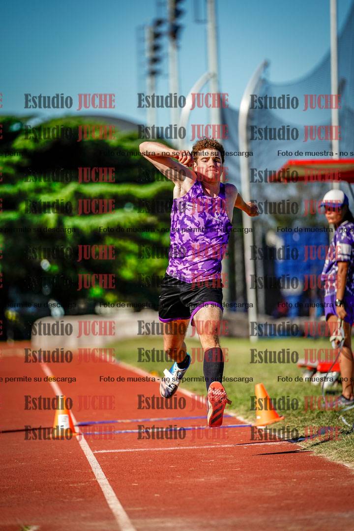 Fotos del salto triple de mujeres y varones - tablas de 8 - 11 - 13