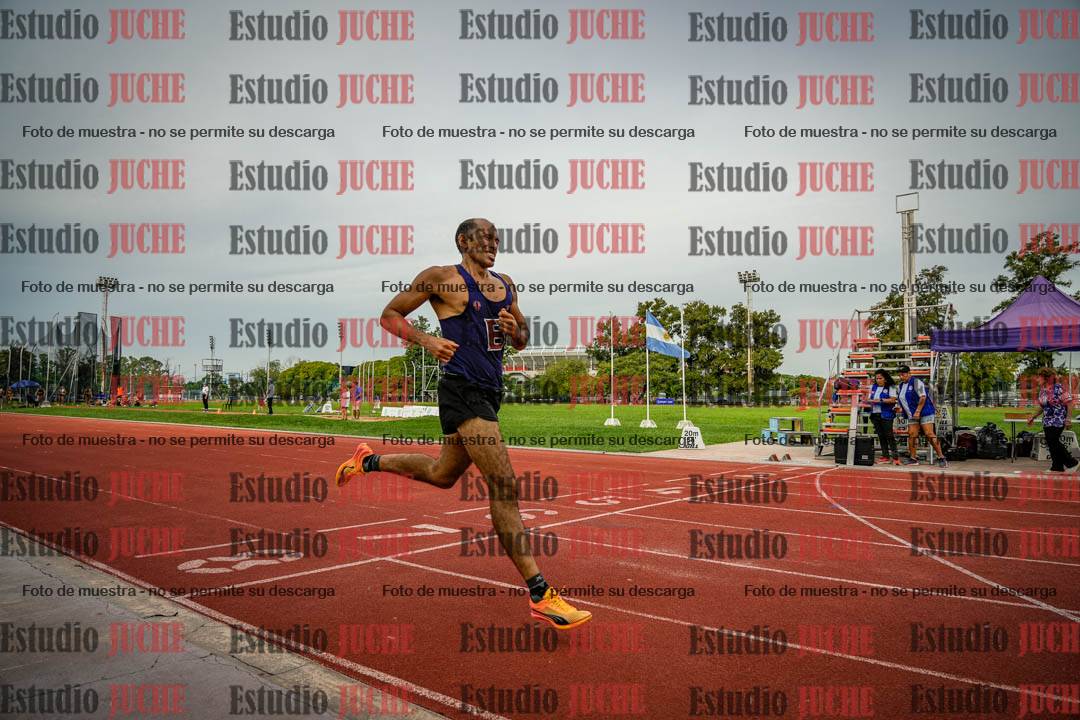 Fotos de los 400 m llanos de varones