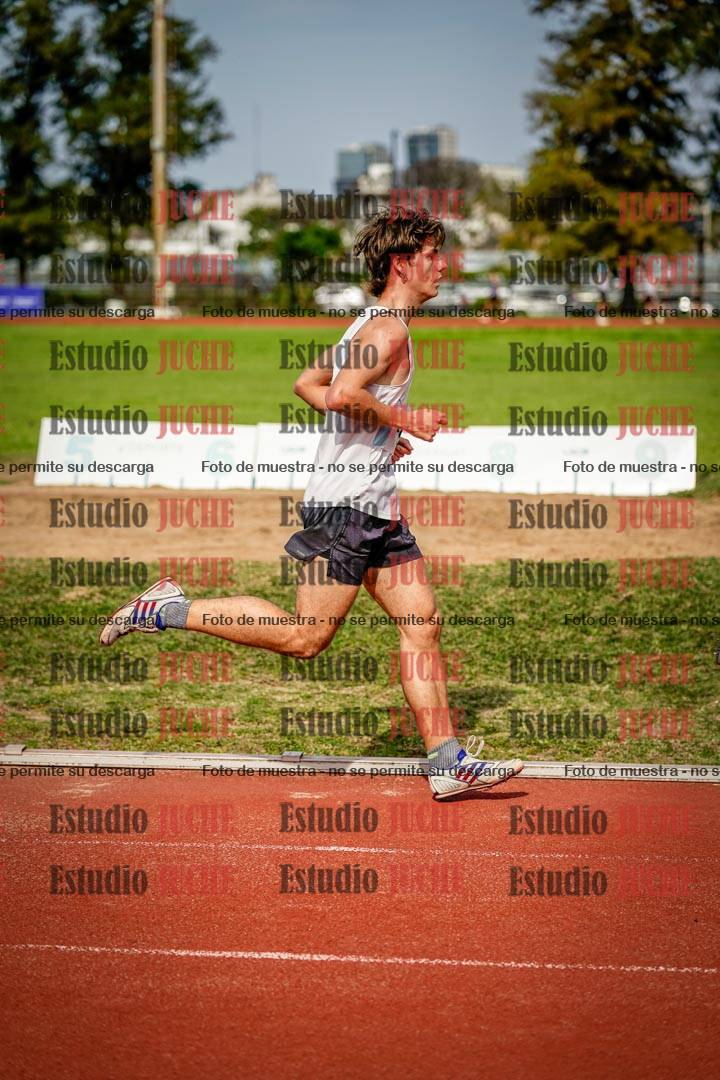 Fotos de los 3000 m llanos de varones