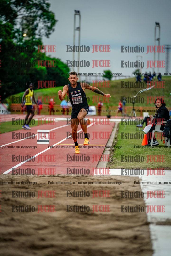 Fotos del salto triple de varones - FINAL