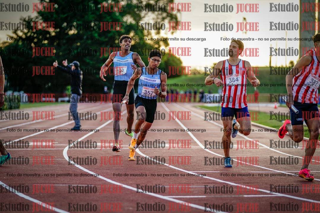 Fotos de los relevos 4x400 m de varones