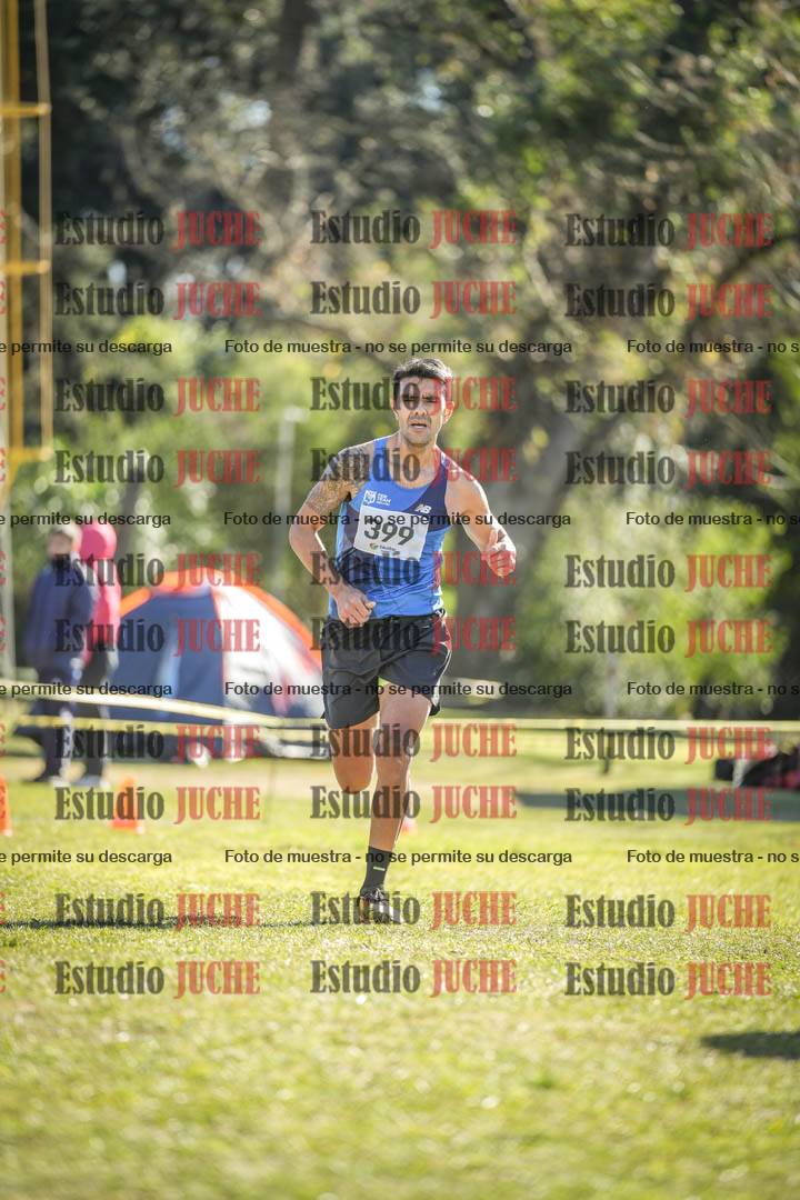 Fotos de la llegada del cross de 8000 m