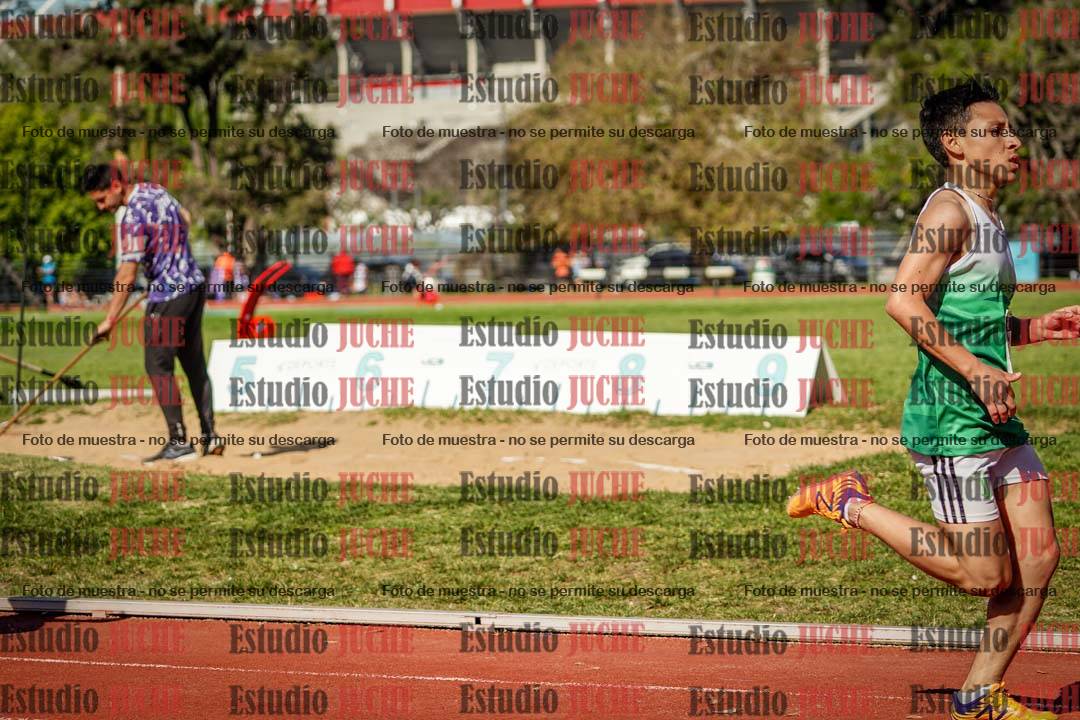 Fotos de los 600 m llanos de varones