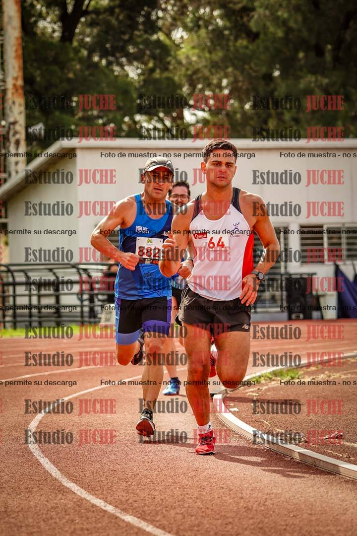 Fotos de los 3000 m llanos de varones
