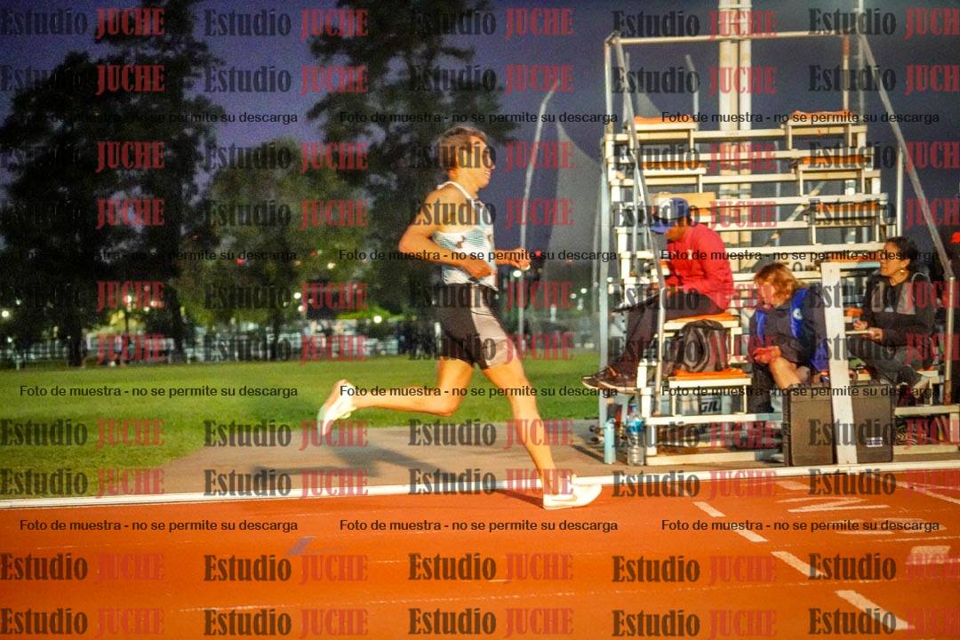Fotos de los 1500 m llanos de varones