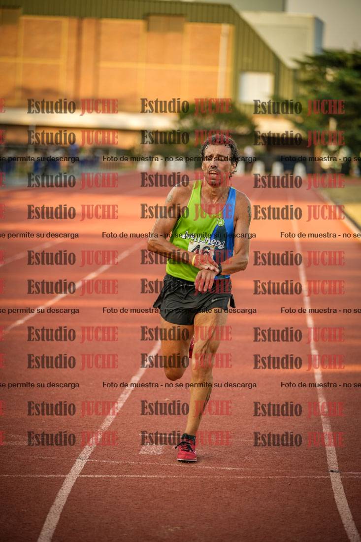 Fotos de los 5000 m llanos de mujeres y varones