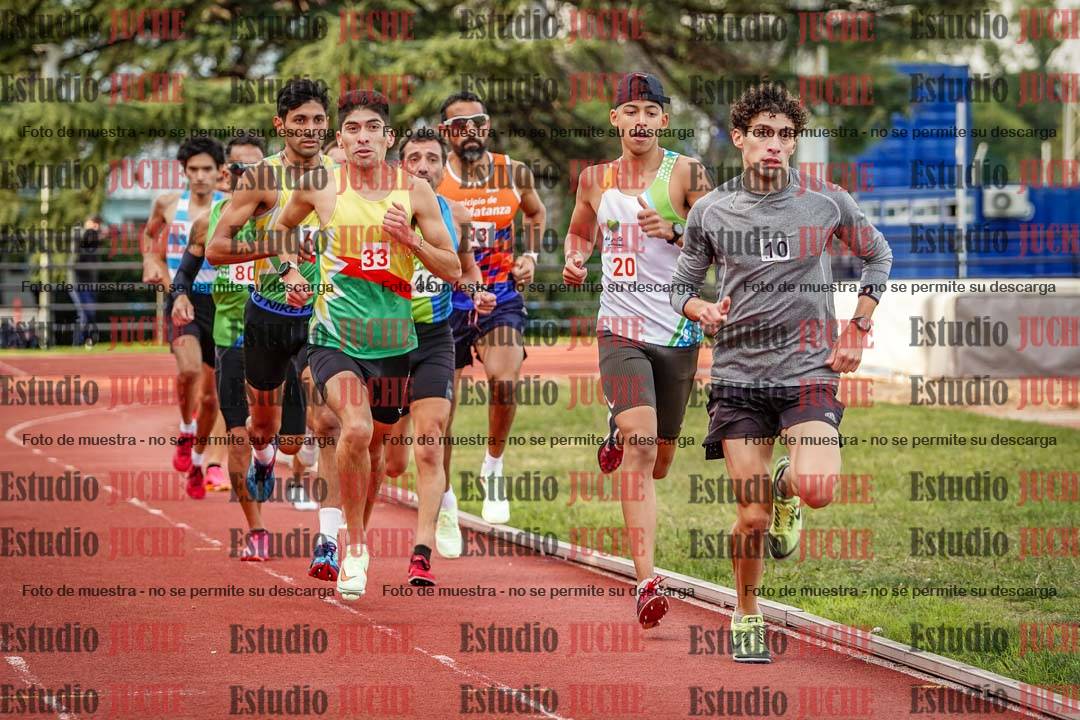 Fotos de los 1500 m llanos de varones