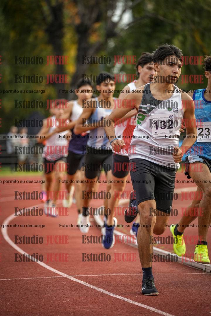 Fotos de los 1500 m llanos de varones