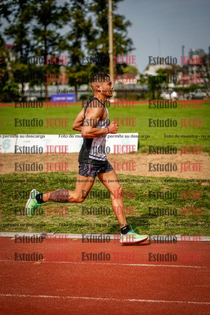 Fotos de los 3000 m llanos de varones