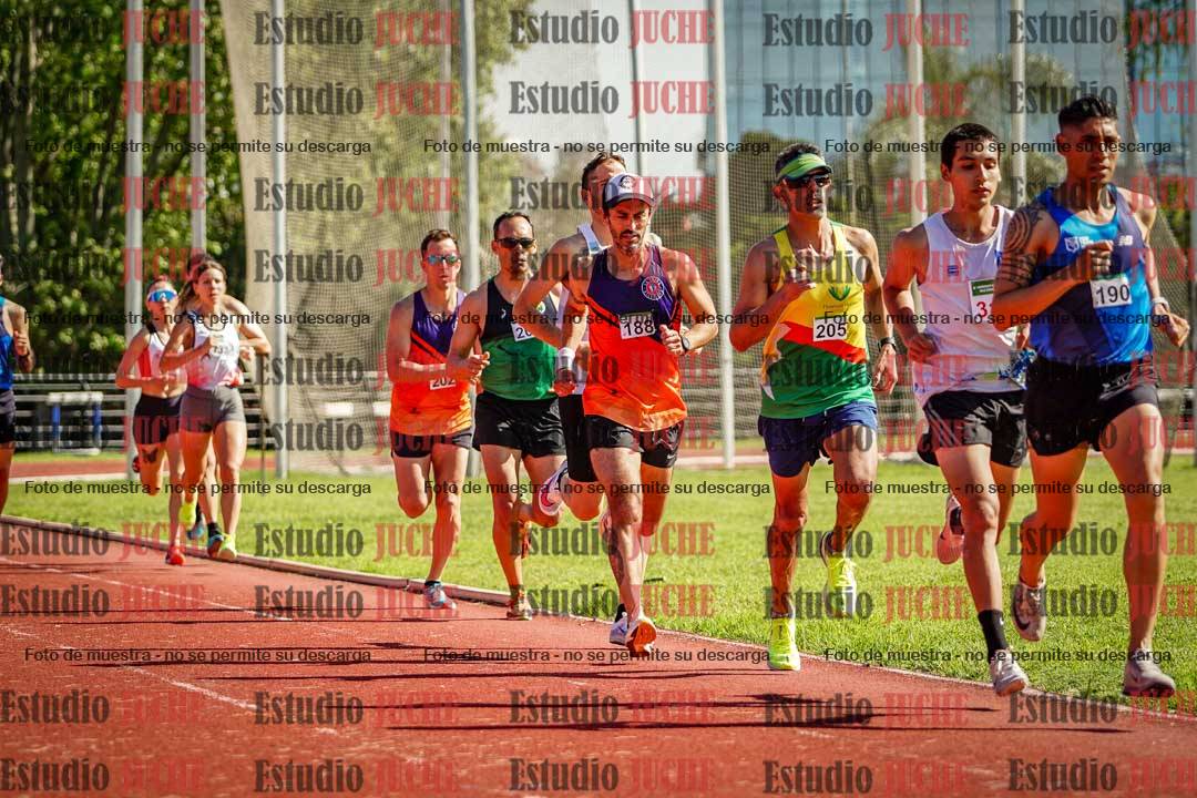 Fotos de los 5000 m llanos de mujeres y varones