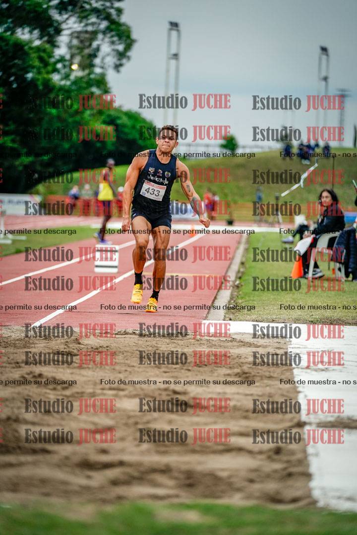 Fotos del salto triple de varones - FINAL