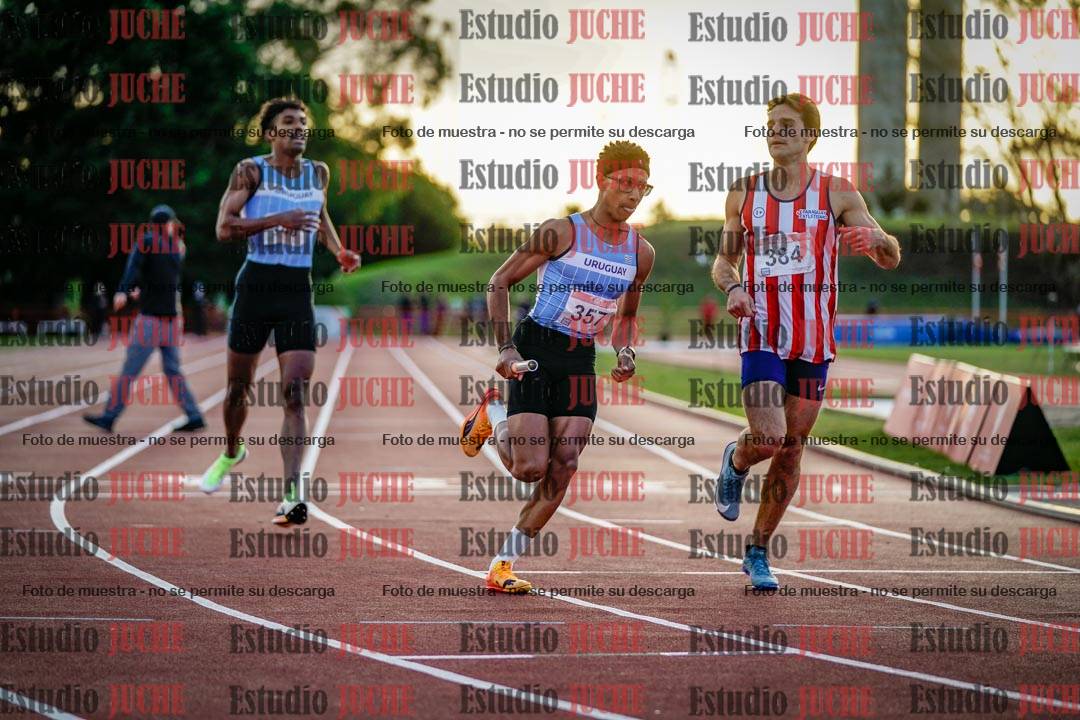 Fotos de los relevos 4x400 m de varones