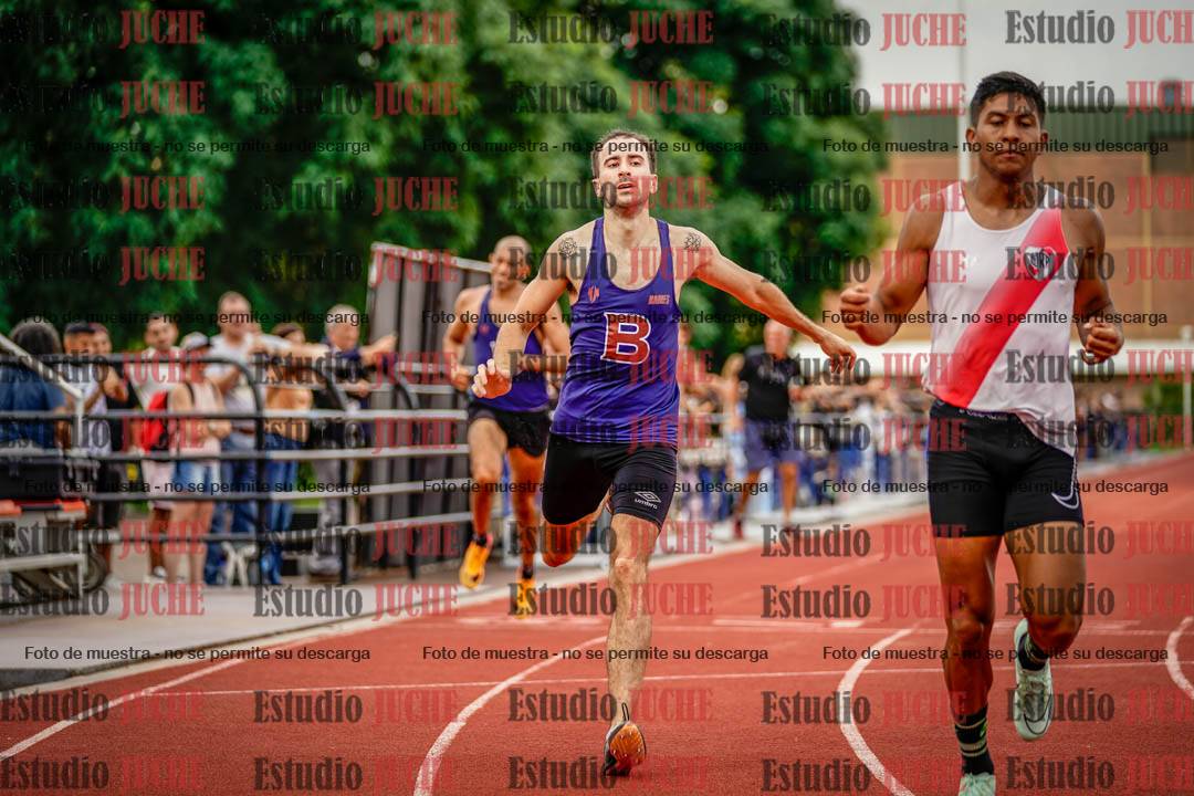 Fotos de los 400 m llanos de varones