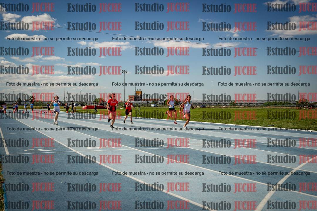 Fotos de los 50 m llanos de mujeres