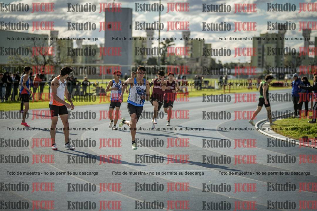 Fotos de las postas 4x400 m llanos de varones