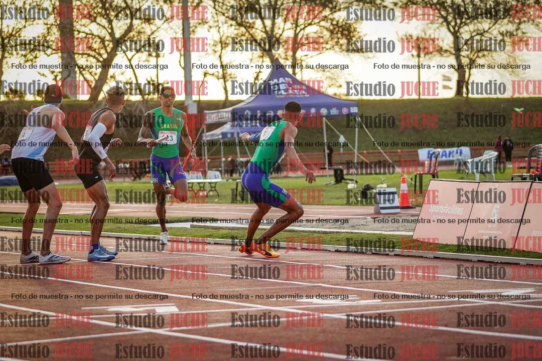 Fotos de los relevos 4x400 m de varones