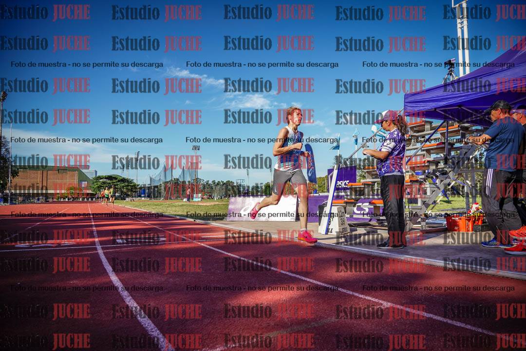 Fotos de los 5000 m llanos de varones