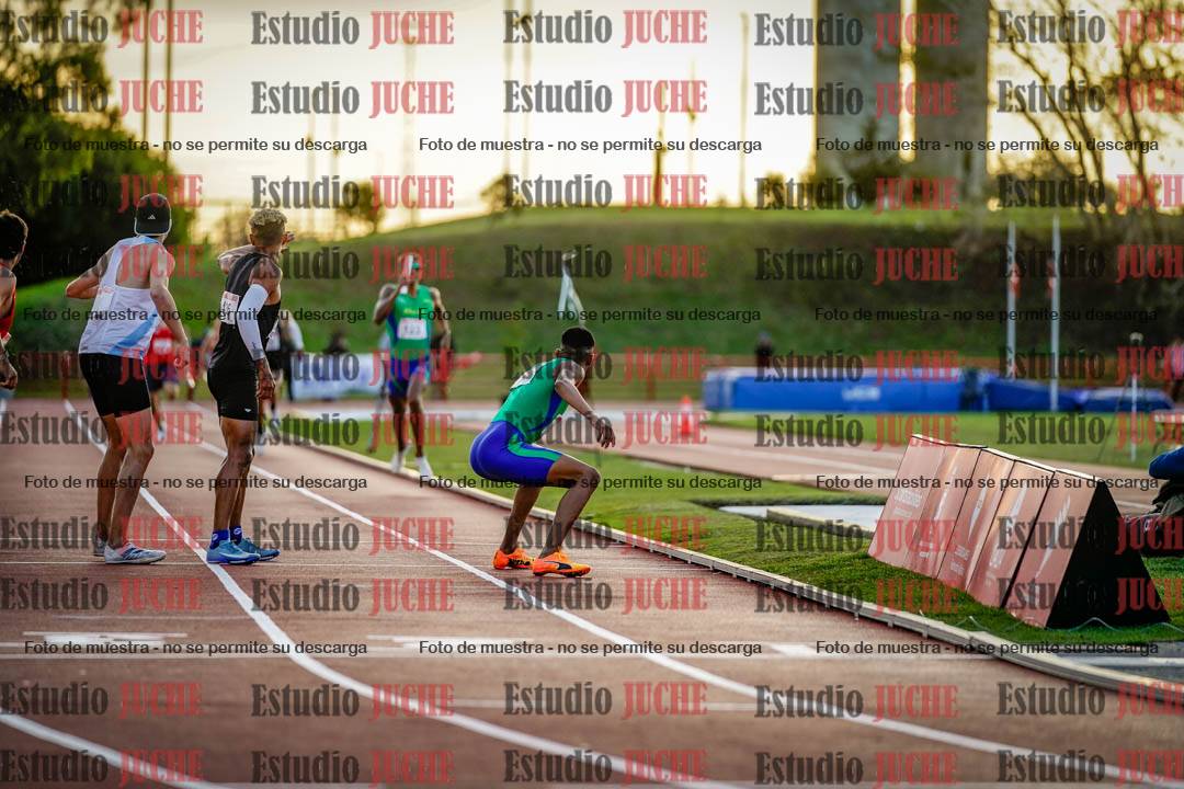 Fotos de los relevos 4x400 m de varones