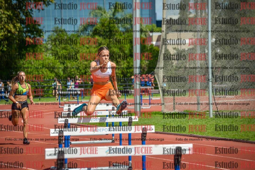 Fotos de los 400 m con vallas de mujeres