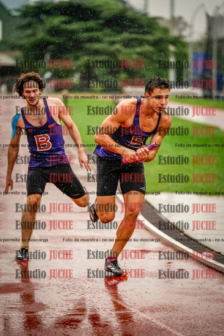 Fotos de las postas 4x400 m de varones