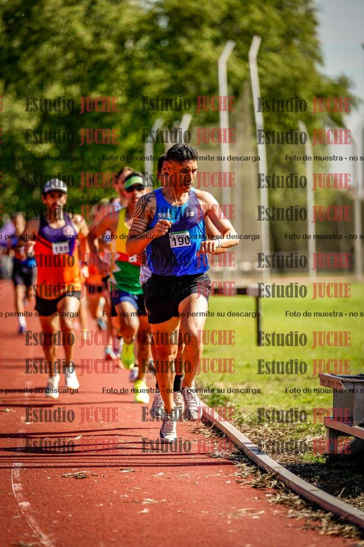Fotos de los 5000 m llanos de mujeres y varones