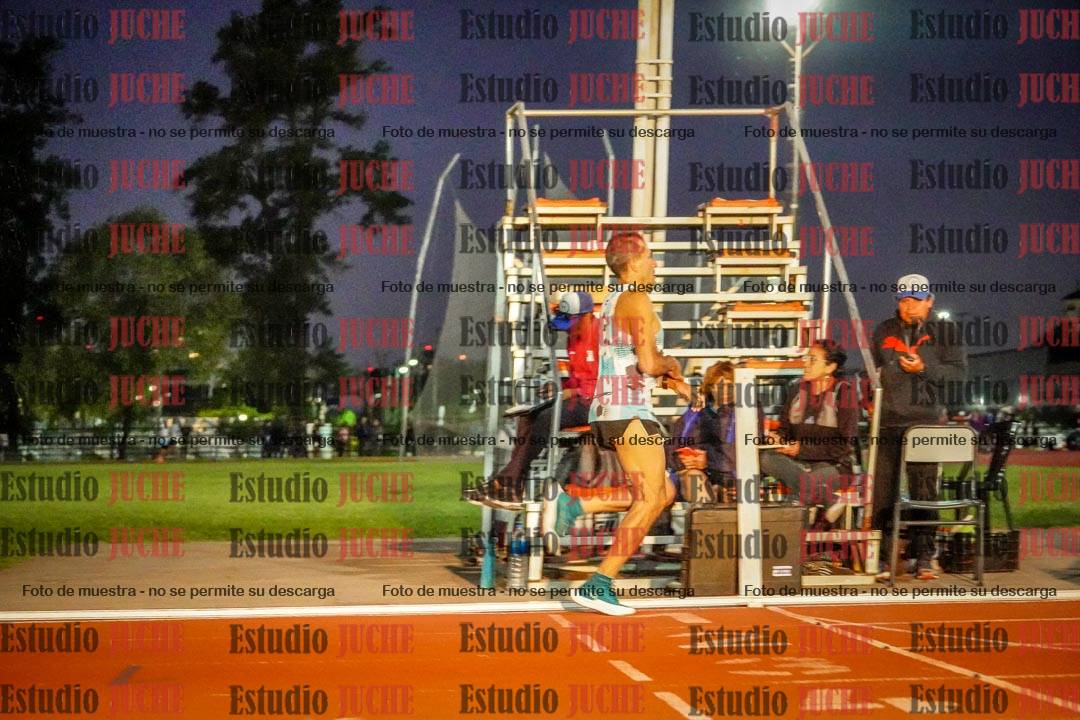 Fotos de los 1500 m llanos de varones