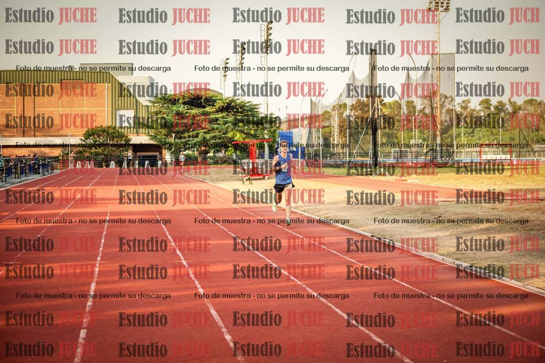 Fotos de los 5000 m llanos de mujeres y varones