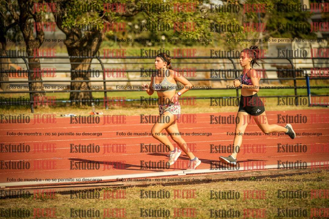 Fotos de los 3000 m llanos de mujeres - U20