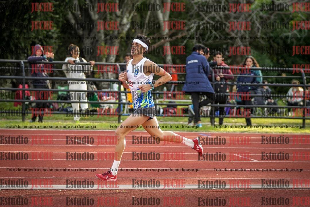 Fotos de los 1500 m llanos de varones