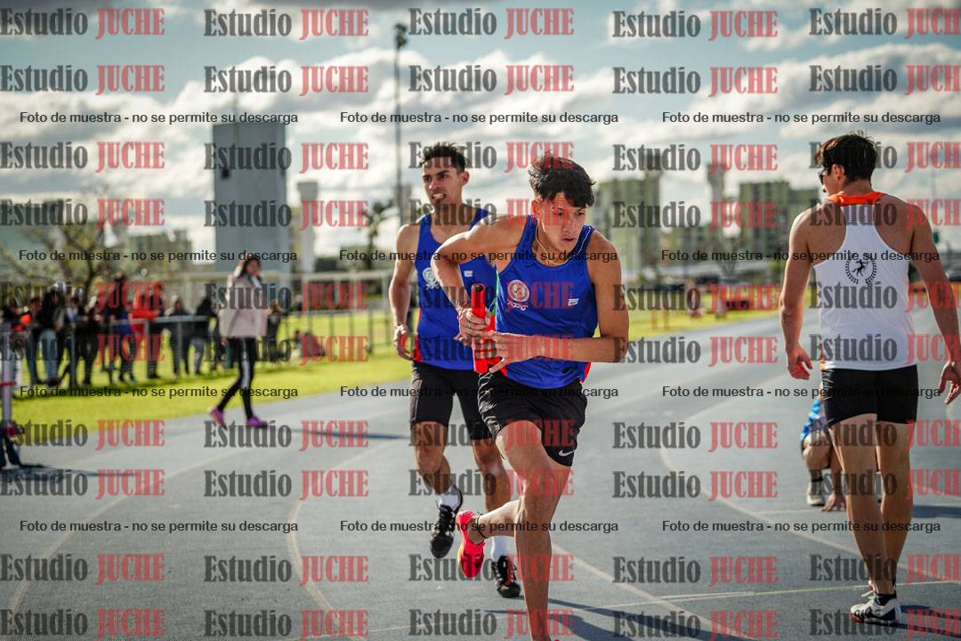 Fotos de las postas 4x400 m llanos de varones