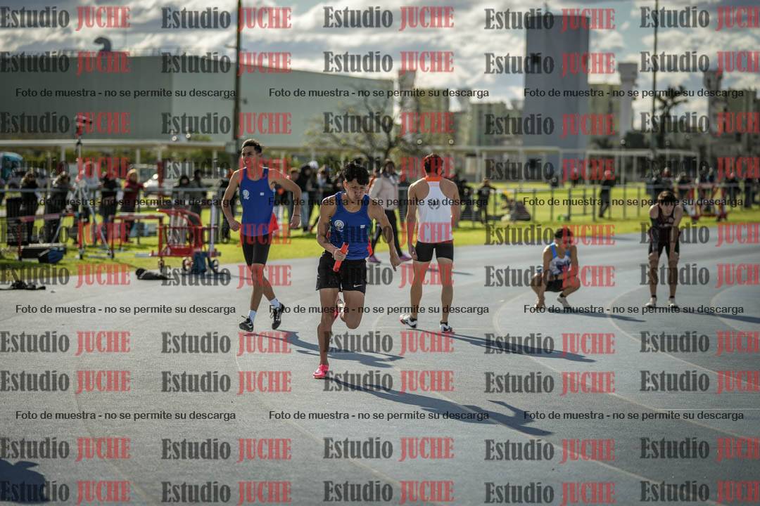 Fotos de las postas 4x400 m llanos de varones