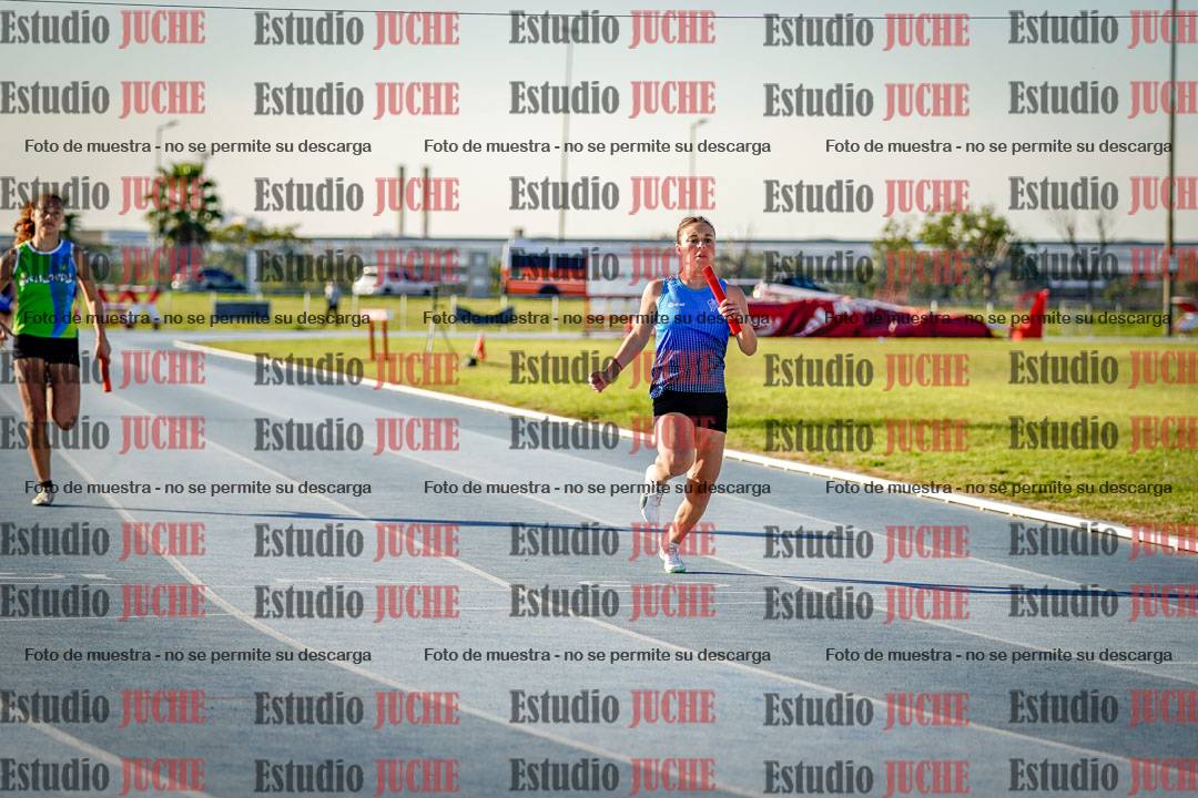 Fotos de las postas 4x100 m llanos de mujeres