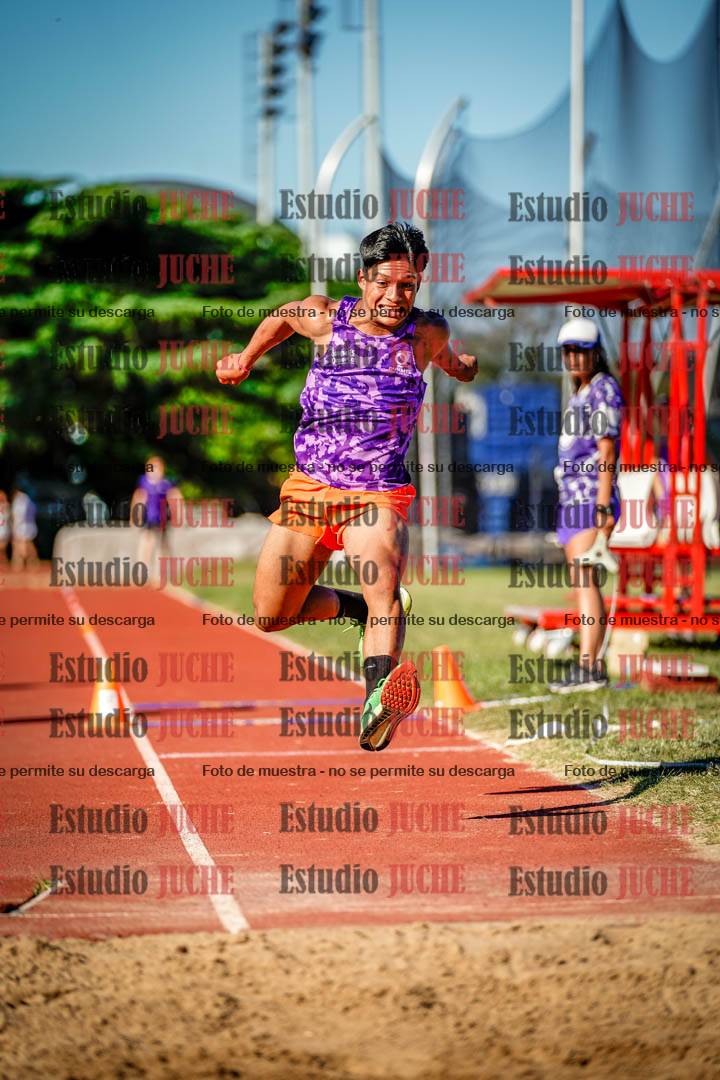 Fotos del salto triple de mujeres y varones - tablas de 8 - 11 - 13